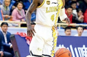 金年会-维拉利尔临阵换将，备战对手强弱各异的简单介绍